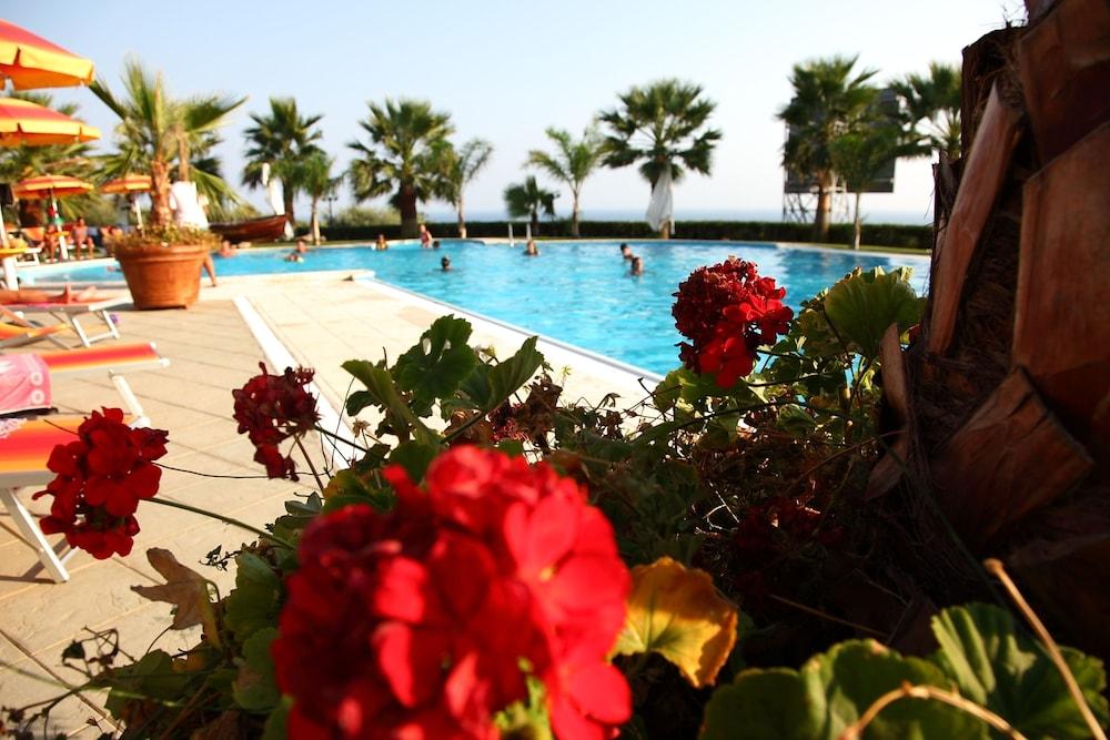 Partenone Resort Hotel Riace Marina Eksteriør billede