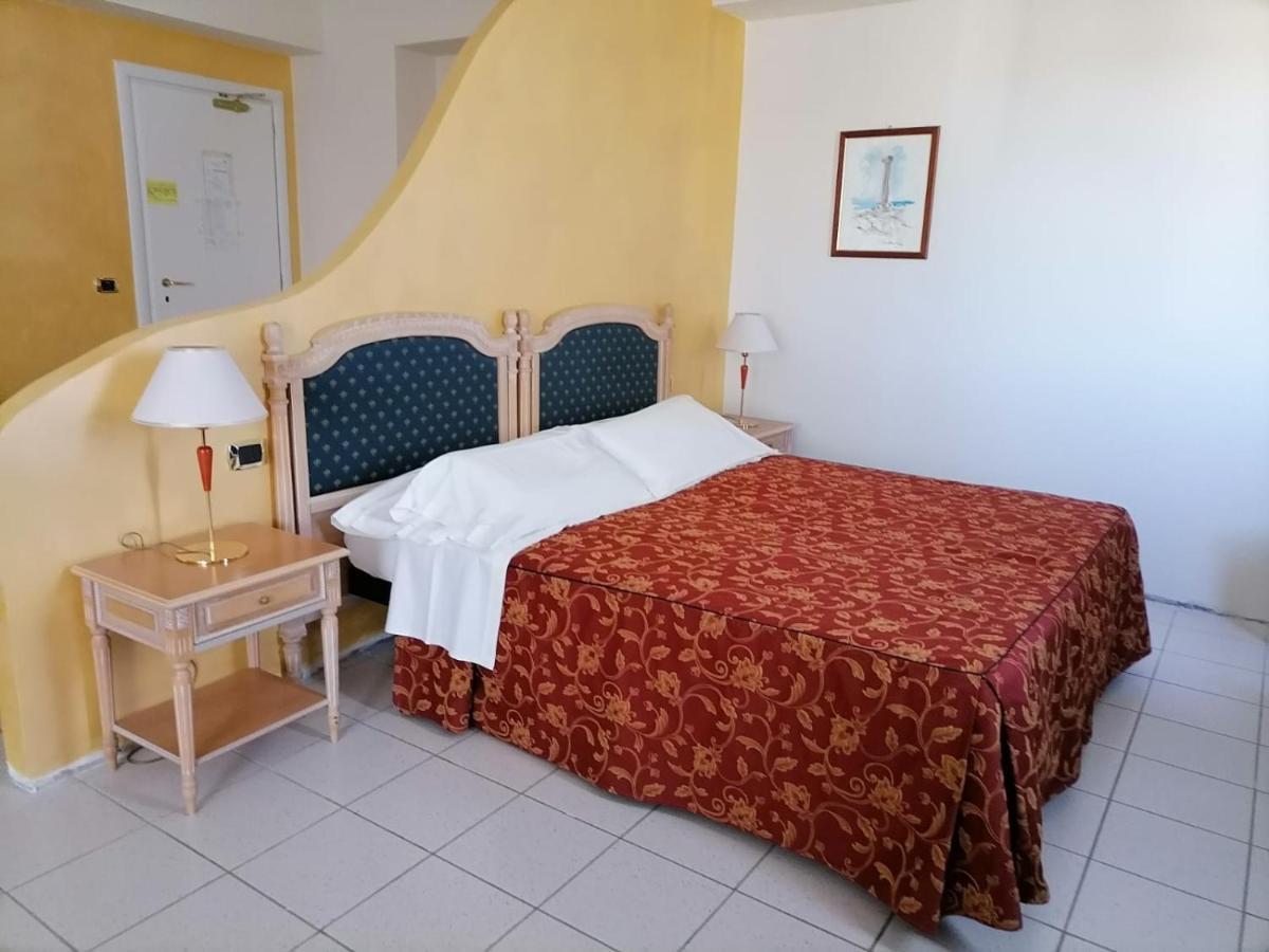 Partenone Resort Hotel Riace Marina Eksteriør billede