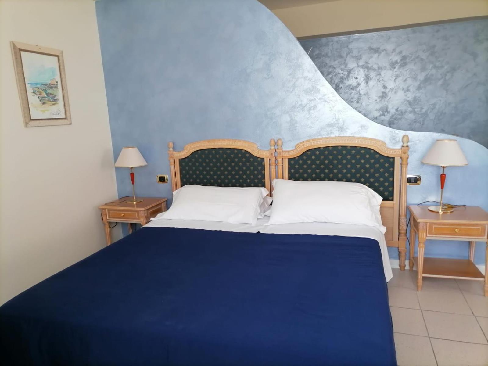 Partenone Resort Hotel Riace Marina Eksteriør billede
